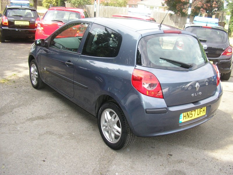 Used 2007 Renault Clio Extreme 16v 3dr for sale in Polegate, East