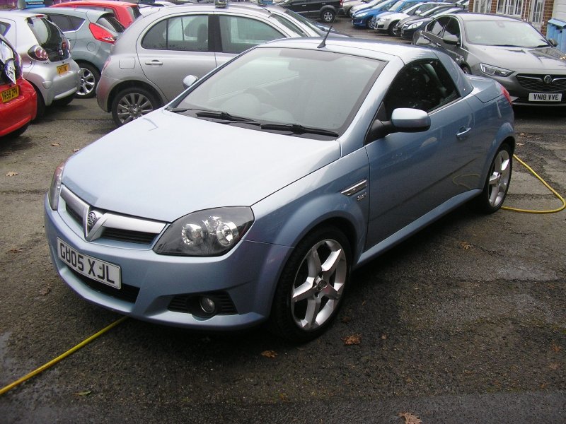 Used 2005 Vauxhall Tigra Sport 16v for sale in Polegate, East Sussex